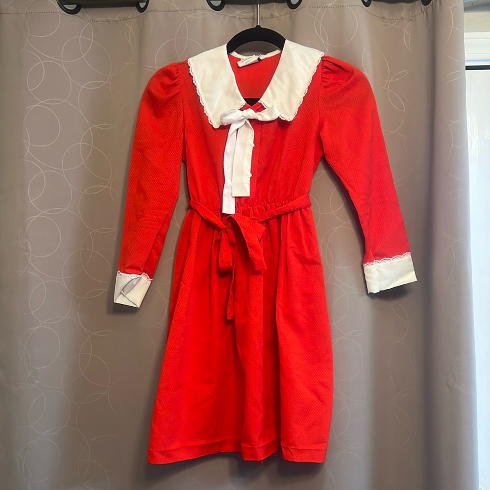 Vintage Celeste brand red Annie like dress with white Lacey collar